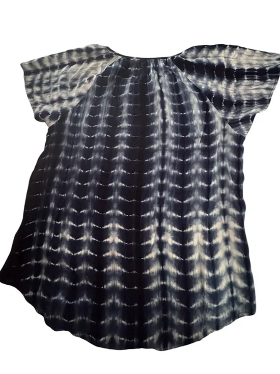 White and navy tie dye blouse - Picture 3 of 3